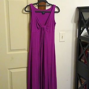 Olian Sleeveless Maxi Dress: Small Maternity